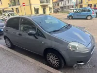 Usata Fiat Grande Punto 65 CV (47 kW) 2012 Grigio Utilitaria