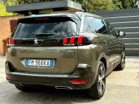 Usata Peugeot 5008 150 CV (110 kW) 2018 Marrone SUV