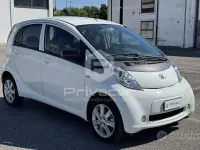 Usata Peugeot iON Active 35 kW (48 CV) 2012 Bianco Utilitaria