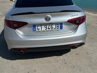Usata Alfa Romeo Giulia 180 CV (132 kW) 2018 Grigio Berlina