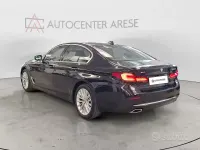 Usata BMW 520 Luxury Line 190 CV (139 kW) 2022 Nero Berlina