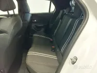 Usata Opel Corsa 101 CV (74 kW) 2025 Bianco Utilitaria