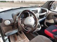 Usata Fiat Doblò 105 CV (77 kW) 2004 Bianco Monovolume