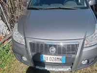 Usata Fiat Sedici Emotion 107 CV (78 kW) 2009 Argento SUV