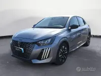 Usata Peugeot 208 Allure 101 CV (74 kW) 2025 Grigio Utilitaria