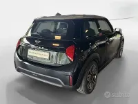 Usata Mini Cooper Classic 114 kW (156 CV) 2025 Nero Utilitaria
