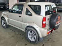 Usata Suzuki Jimny 86 CV (63 kW) 2005 Grigio SUV