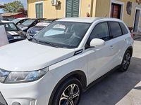 Usata Suzuki Vitara 120 CV (88 kW) 2016 Bianco SUV