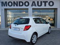 Usata Toyota Yaris Hybrid Active 73 CV (53 kW) 2017 Bianco Berlina