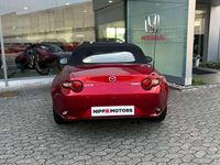 Usata Mazda MX5 Exclusive-Line 184 CV (135 kW) 2024 Rosso Cabrio