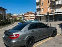 Usata Mercedes E250 Premium 277 CV (203 kW) 2009 Grigio Berlina
