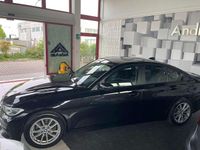 Usata BMW 320 Sport Line 190 CV (139 kW) 2022 Saphireschwrz metallizzato Berlina