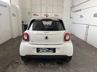 Usata Smart ForFour 71 CV (52 kW) 2017 Bianco Utilitaria