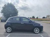 Usata Lancia Ypsilon Gold 69 CV (50 kW) 2016 Nero Utilitaria