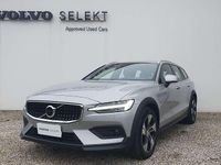 Usata Volvo V60 CC Plus 197 CV (144 kW) 2023 Argento Station wagon