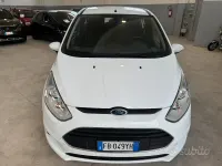 Usata Ford B-MAX 100 CV (73 kW) 2016 Bianco Monovolume