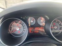 Usata Fiat Punto Lounge 69 CV (50 kW) 2016 Blu/azzurro Berlina