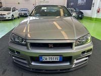 Usata Nissan Skyline GT 280 CV (205 kW) 1999 Grigio Coupé