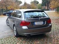 Usata BMW 318 143 CV (105 kW) 2009 Grigio Station wagon