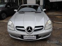 Usata Mercedes SLK200 163 CV (119 kW) 2005 Marrone Cabrio