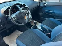 Usata Opel Corsa 80 CV (58 kW) 2010 Bianco Utilitaria