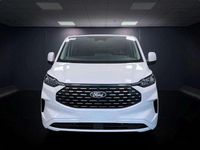 Usata Ford Tourneo Titanium 136 CV (100 kW) 2024 Bianco Monovolume