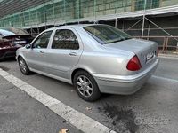 Usata Lancia Lybra 131 CV (96 kW) 2001 Grigio Berlina