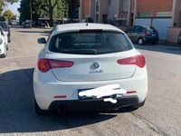 Usata Alfa Romeo Giulietta 2012 Bianco Utilitaria