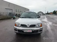 Usata Nissan Micra 60 CV (44 kW) 2001 Grigio Utilitaria