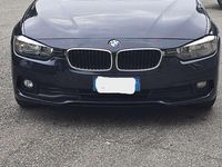 Usata BMW 318 150 CV (110 kW) 2015 Blu/azzurro Station wagon