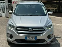 Usata Ford Kuga Titanium 120 CV (88 kW) 2017 Grigio SUV