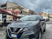 Usata Nissan Qashqai Acenta 110 CV (80 kW) 2018 Grigio SUV