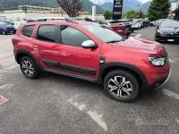 Usata Dacia Duster Prestige 116 CV (85 kW) 2022 Rosso SUV