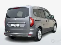 Usata Renault Kangoo Equilibre 2025 Grigio Monovolume