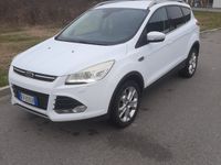 Begagnad Ford Kuga 163 HK (119 kW) 2014 Vit SUV