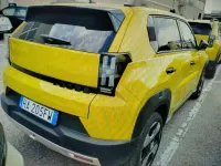 Nuova Fiat Grande Panda La Prima 52 kW (72 CV) 2025 Giallo Utilitaria