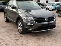 Usata VW T-Roc Business 110 CV (80 kW) 2021 Grigio SUV