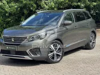 Occasion Peugeot 5008 Allure 131 ch (96 kW) 2019 Vert SUV