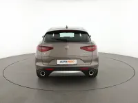 Usata Alfa Romeo Stelvio Executive 210 CV (154 kW) 2018 Grigio SUV