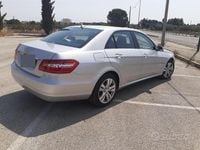 Usado Mercedes E220 Avantgarde 170 CV (125 kW) 2013 Gris Berlina
