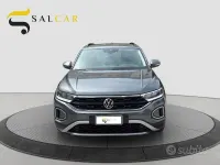 Usata VW T-Roc Life 150 CV (110 kW) 2023 Grigio SUV