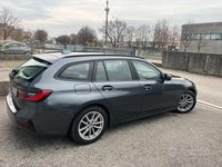Usata BMW 320 Advantage 190 CV (139 kW) 2021 Grigio Station wagon