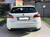 Usata Peugeot 308 GT-line 131 CV (96 kW) 2016 Bianco Berlina