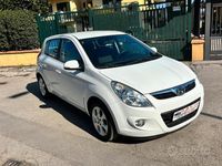 Usata Hyundai i20 75 CV (55 kW) 2012 Bianco Utilitaria