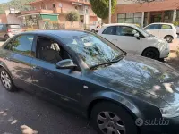 Usata Audi A4 131 CV (96 kW) 2001 Grigio Berlina