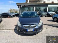 Usata Opel Corsa Edition 95 CV (69 kW) 2011 Grigio scuro Utilitaria