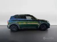 Usata Mini Countryman 116 CV (85 kW) 2019 Verde SUV