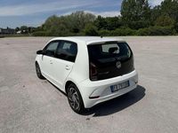 Begagnad VW up! Move 68 HK (50 kW) 2019 Halvkombi