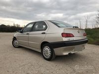 Usata Alfa Romeo 146 129 CV (94 kW) 1995 Argento Utilitaria