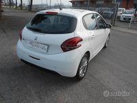 Usata Peugeot 208 Allure 102 CV (75 kW) 2019 Bianco Utilitaria